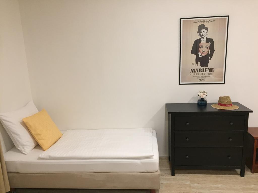 Apartman Za Radnici Вальтице Екстер'єр фото