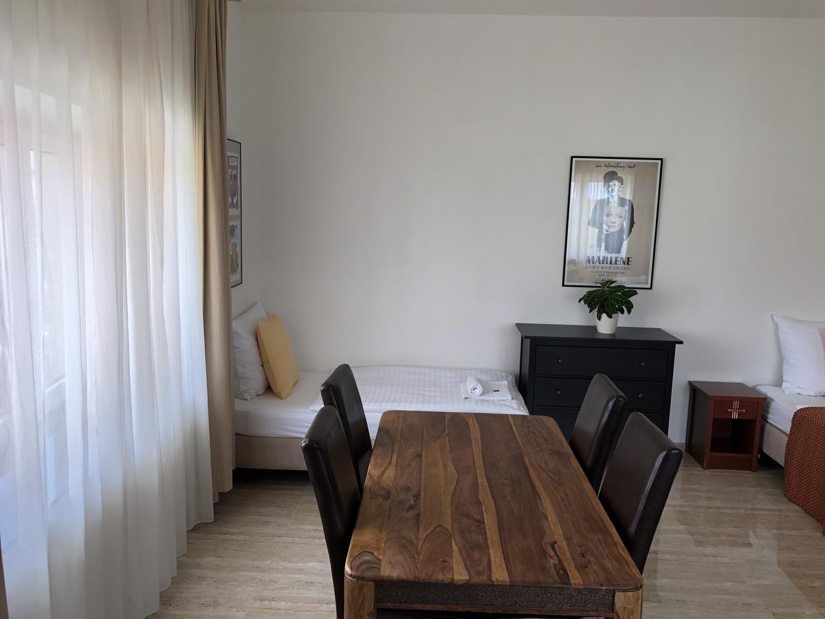 Apartman Za Radnici Вальтице Екстер'єр фото